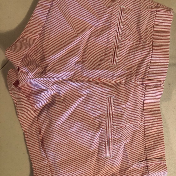 Old Navy Shorts - Picture 2 of 3
